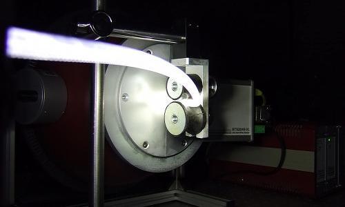 测量期间现场发射光导，端口减速器可防止杂散光影响测量。