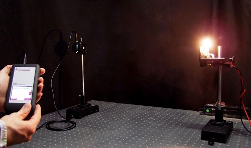 CSS-45 传感器用于与控制单元 CSS-D 分离的应用中。 CSS-45 传感器用于与控制单元 CSS-D 分离的应用中。